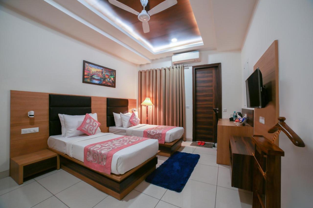 Hotel Grand Regency By Jmd Group Near Delhi Igi Airport Yeni Delhi Dış mekan fotoğraf