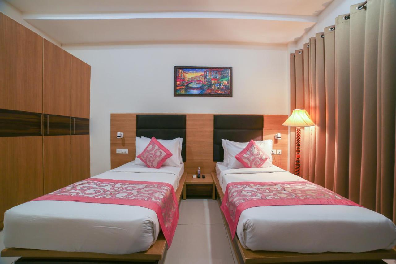 Hotel Grand Regency By Jmd Group Near Delhi Igi Airport Yeni Delhi Dış mekan fotoğraf