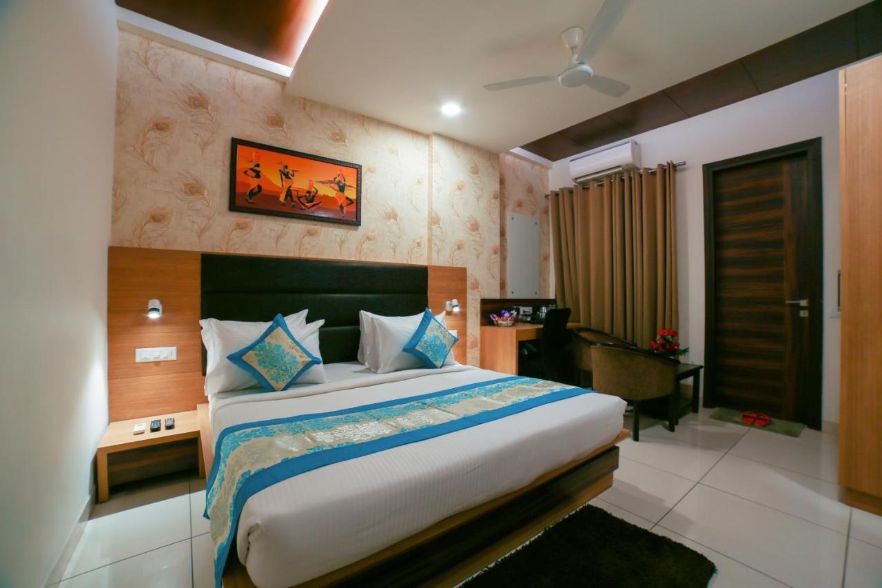 Hotel Grand Regency By Jmd Group Near Delhi Igi Airport Yeni Delhi Dış mekan fotoğraf
